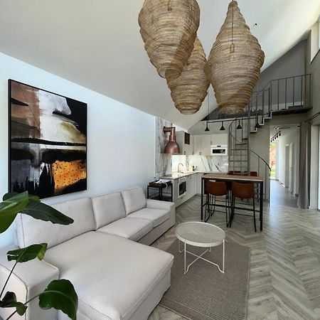 Beige Villa Balatonkenese Esterno foto