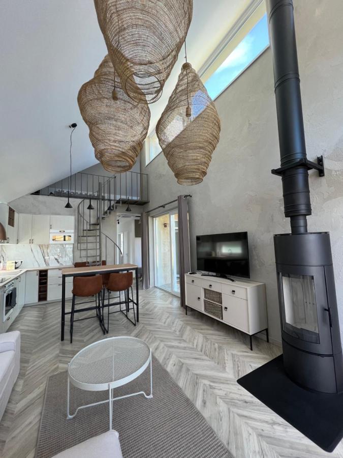 Beige Villa Balatonkenese Esterno foto