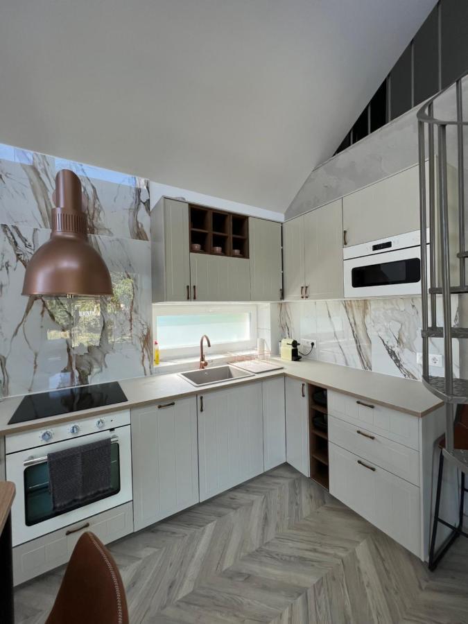 Beige Villa Balatonkenese Esterno foto