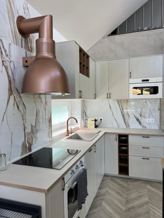 Beige Villa Balatonkenese Esterno foto